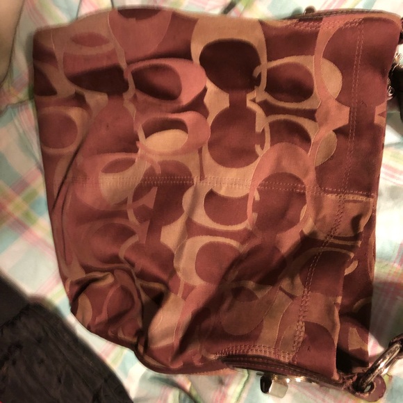 Coach - Picture 2 of 3